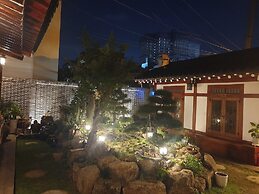 Hanok1957