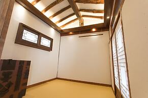 Hanok1957