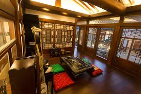 Hanok1957