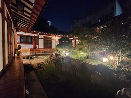 Hanok1957