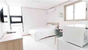 Daecheon 323 Condo
