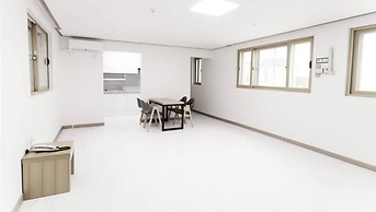 Daecheon 323 Condo