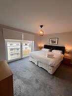 Century Wharf by Urban Space