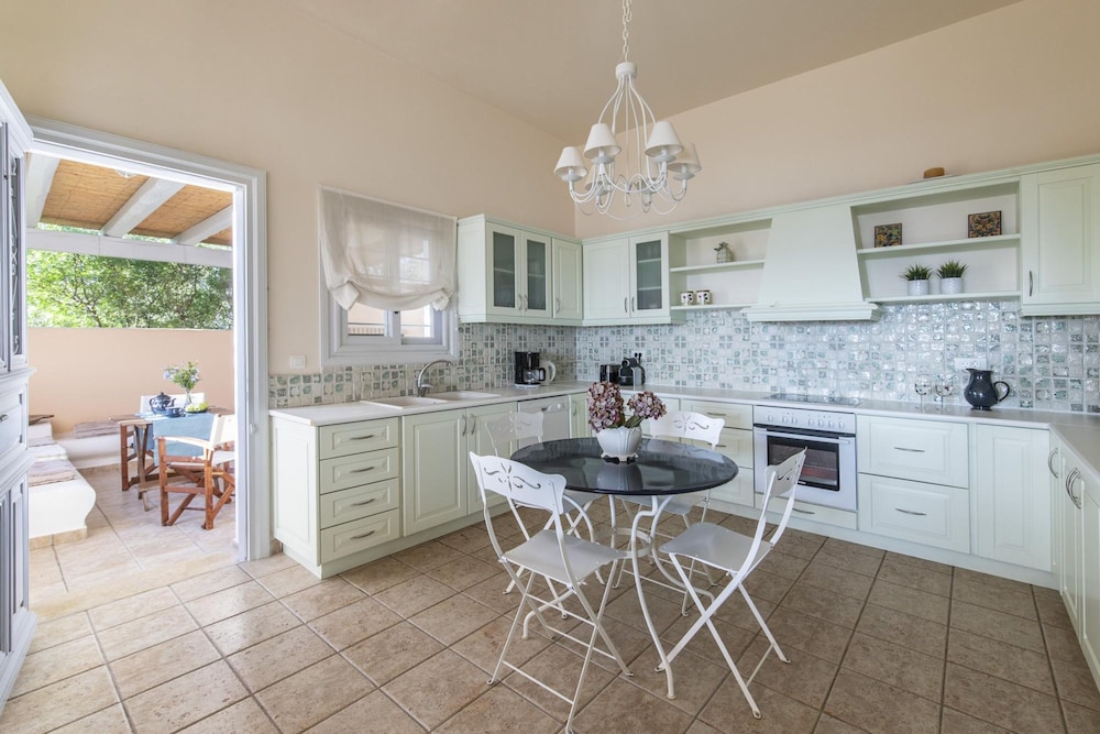 Villa Kallisti - A Dream House With Amazing View