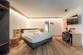 Spires Hotel