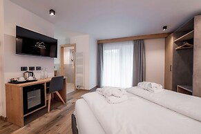 Spires Hotel