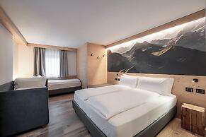 Spires Hotel