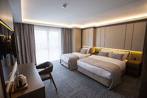 The Green Otel