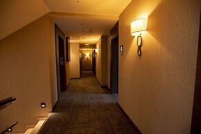 The Green Otel