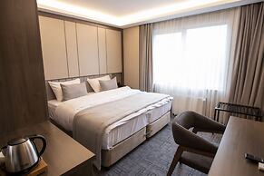 The Green Otel