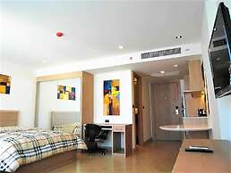 The Cliff Pratumnak - Sea View Studio - Sleeps 2