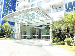The Cliff Pratumnak - Sea View Studio - Sleeps 2