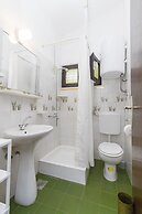 7 Olives Apartments