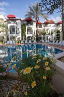 Mitos Apartments