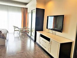 30th Floor Beach Condo With Stunning sea Views