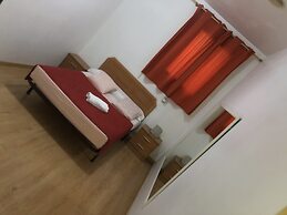 Hostal Village  Multicolor - Adults Only