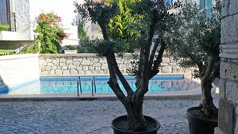 Neva Hotel Alacati