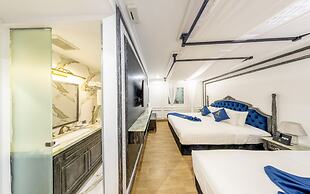Athena Hotel