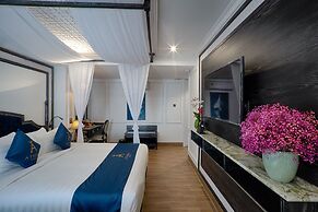 Athena Hotel