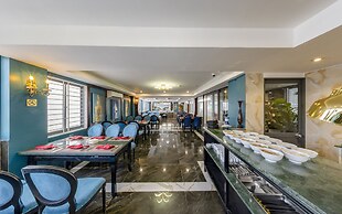Athena Hotel