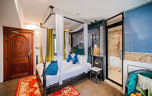 Athena Hotel