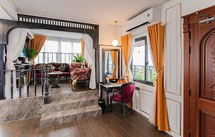 Athena Hotel