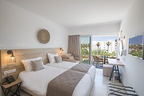 Bohemian Gardens Hotel