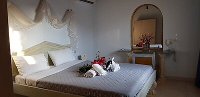 Elena's Seaside Holiday House