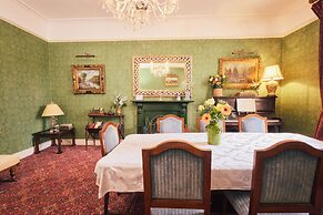 Preston House