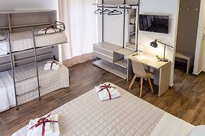 Five Rooms Brolo