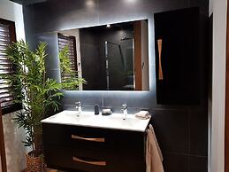 Les Balcons d'Oyster Pond