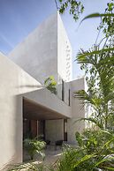 Kiki Tulum