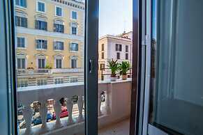 Super Big History Luxury At Colosseum