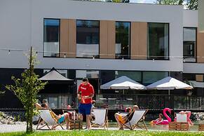 Vislow Resort