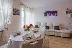 Apartments Dolloree