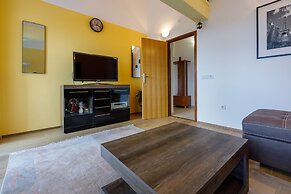 Apartments Dolloree