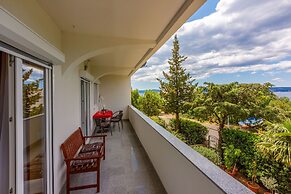 Apartments Dolloree