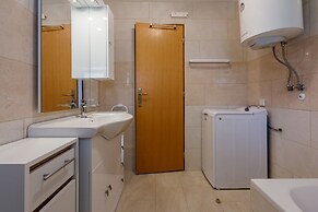 Apartments Dolloree