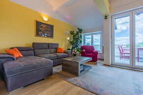 Apartments Dolloree