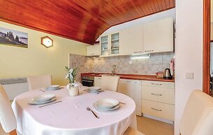 Apartments Dolloree