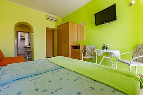 Apartments Seaside