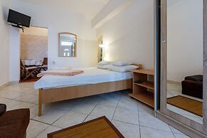 Apartments Lory