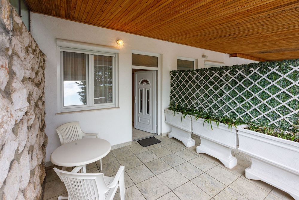 Apartments Lory