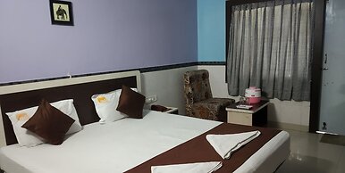 Reba Beach Resort - Hostel