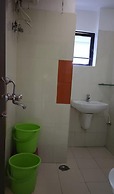 Reba Beach Resort - Hostel