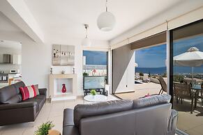 Villa Abbie, Panoramic Sea Views