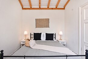 Lunaria Guest House