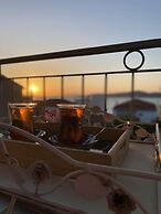 Lunaria Guest House