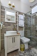 Lunaria Guest House