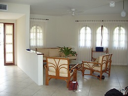 3br Villa With Vip Access - All Inclusive Program With Alcohol Include